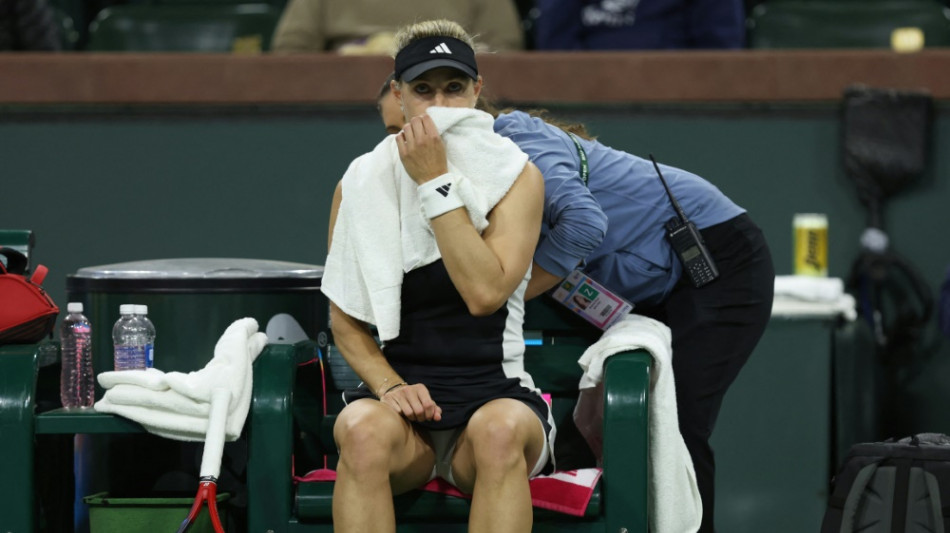 R&uuml;cken bremst Kerber aus - Zverev im Viertelfinale