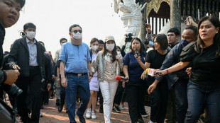 Thailands Ex-Regierungschef Thaksin erstmals seit Haftentlassung &ouml;ffentlich aufgetreten