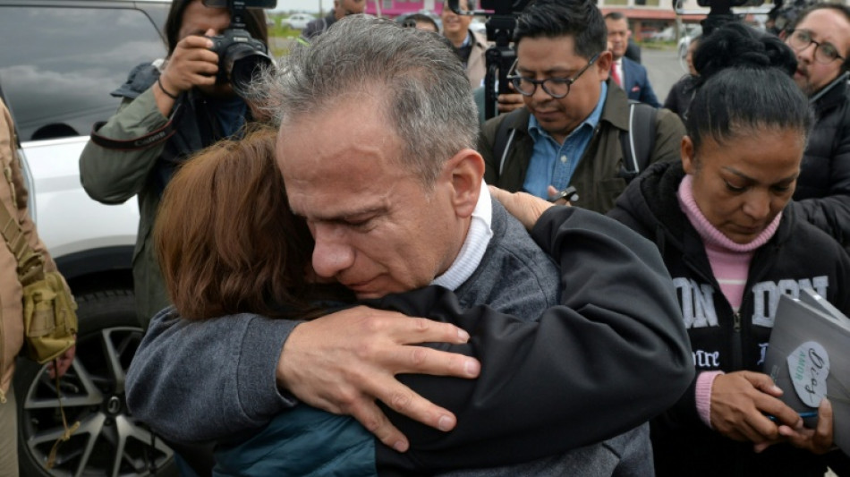 Liberan en M&eacute;xico a expareja de la francesa Cassez tras casi 20 a&ntilde;os preso por secuestro