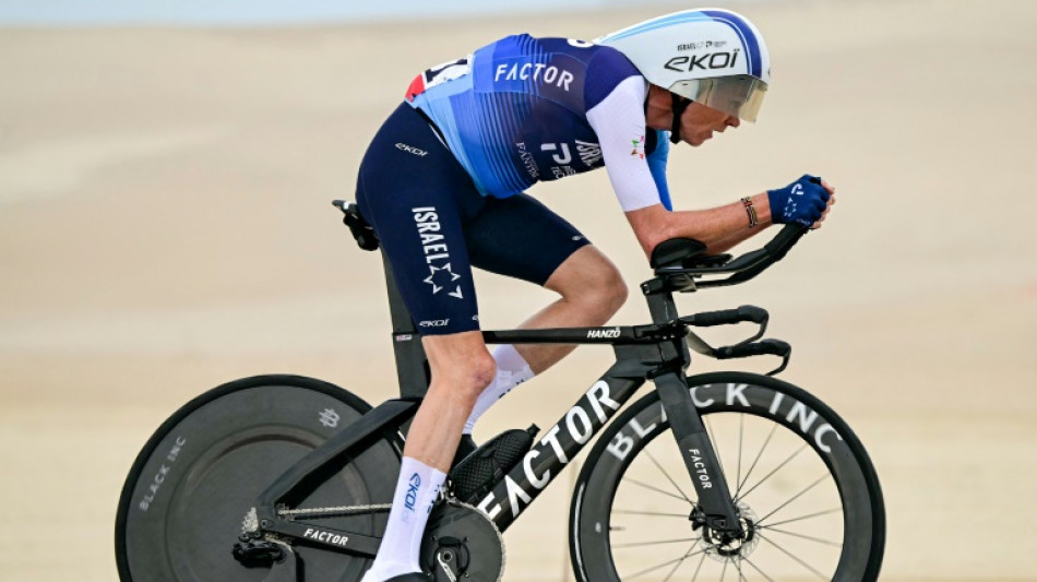 Chris Froome sufre una fractura de clav&iacute;cula en su ca&iacute;da en el Tour de Emiratos