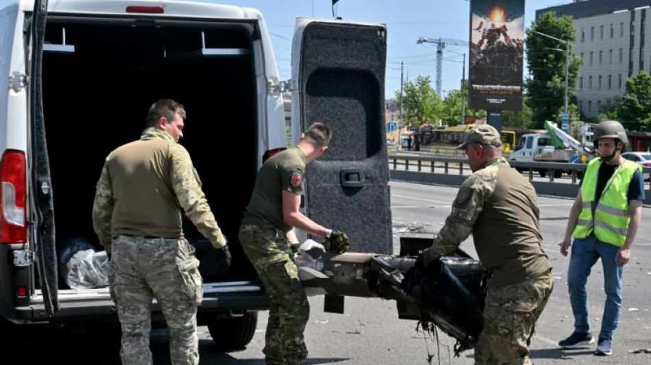 Barrage de missiles russes sur Kiev, rare attaque en pleine journ&eacute;e