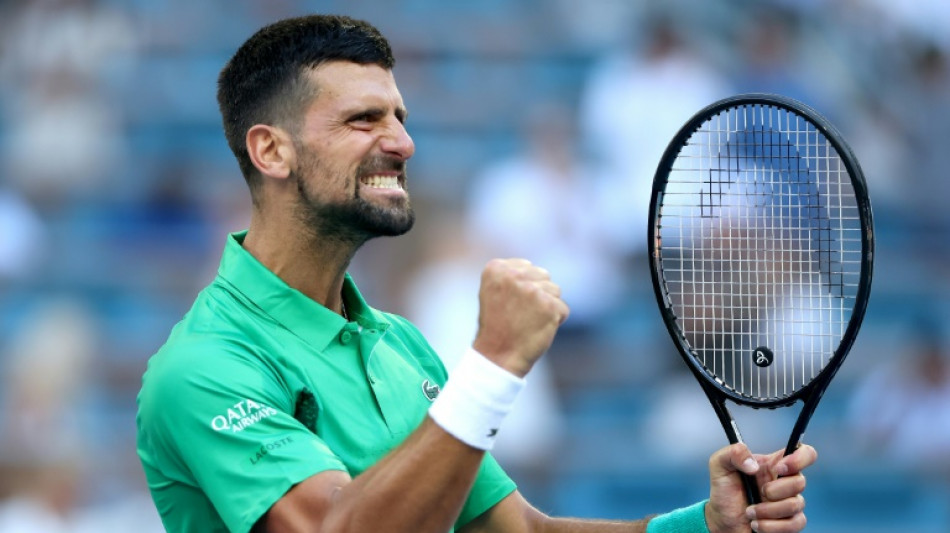 Djokovic volta &agrave; final de Miami e vai lutar por seu 100&ordm; t&iacute;tulo