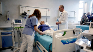 Ipsos, medici e scienziati considerati affidabili da oltre il 60% degli italiani