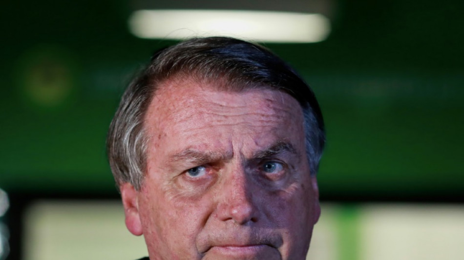TSE mant&eacute;m inelegibilidade de Bolsonaro