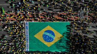 Apoiadores de Bolsonaro vão às ruas após sanções dos EUA