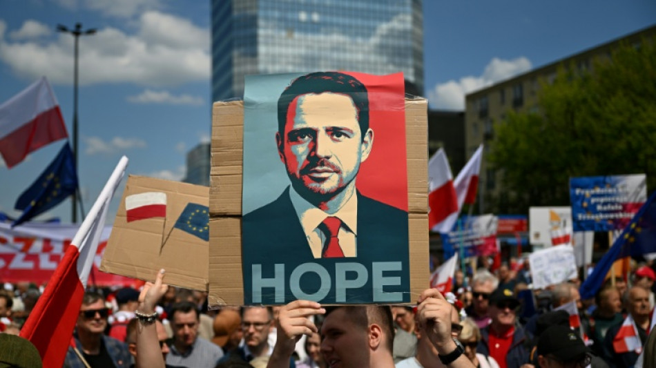 Pologne: derni&egrave;re ligne droite d'une &eacute;lection pr&eacute;sidentielle tr&egrave;s serr&eacute;e