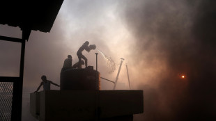 India: incendio in un hotel di Calcutta, almeno 15 morti