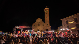 Trani citt&agrave; del tango, si balla ovunque e fino all'alba