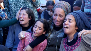 Israelenses e palestinos choram seus mortos ap&oacute;s nova onda de viol&ecirc;ncia