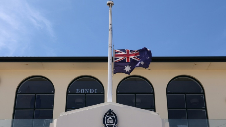 L'Australie se recueille apr&egrave;s la tuerie antis&eacute;mite de la plage de Bondi