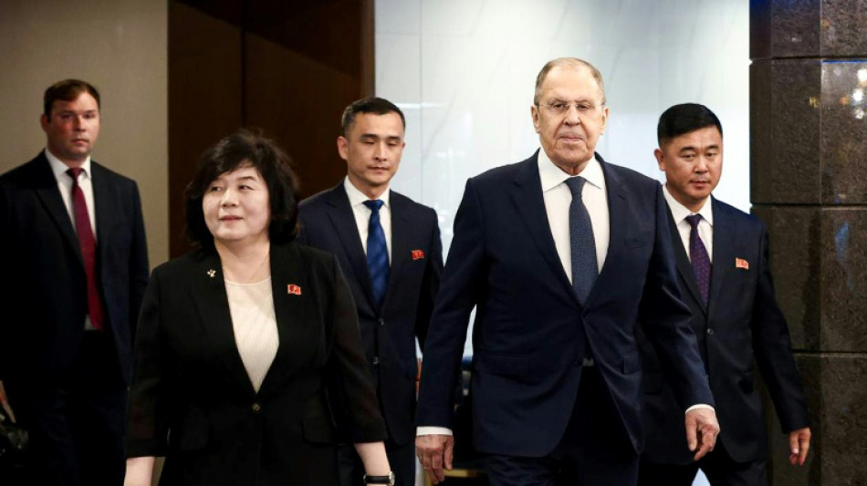 Coreia do Norte oferece apoio total à Rússia contra a Ucrânia