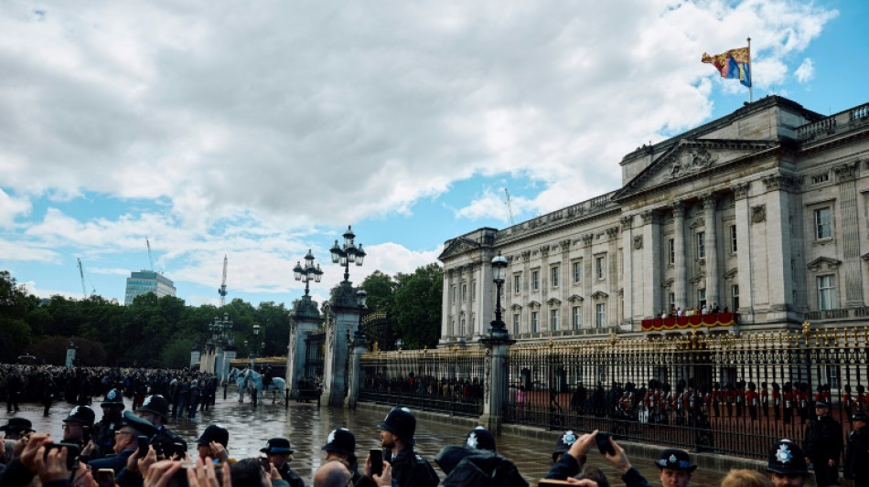 Pal&aacute;cio de Buckingham abre novas salas ao p&uacute;blico