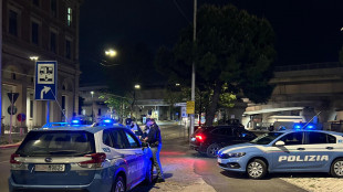 Omicidio a Napoli, uomo trovato morto in strada