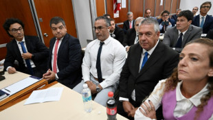 En Argentine s'ouvre le proc&egrave;s sur la mort du "Dieu" Maradona