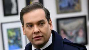 Ex-congressista George Santos é preso após se entregar nos EUA