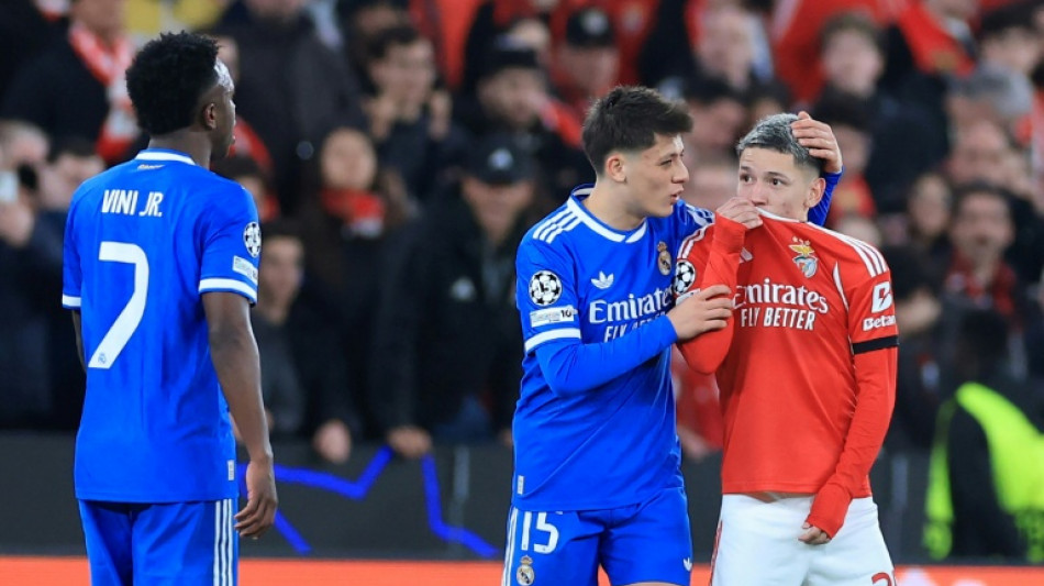 Prestianni y Benfica niegan la acusaci&oacute;n de racismo contra Vin&iacute;cius