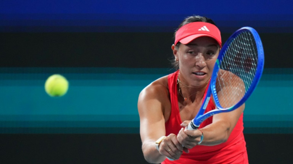 Pegula acaba com ressurreição de Raducanu e vai às semis em Miami