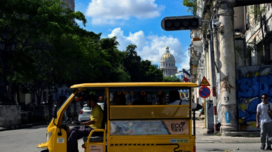 Quinto apag&atilde;o total em menos de um ano leva popula&ccedil;&atilde;o de Cuba ao desespero