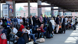 El operador p&uacute;blico espa&ntilde;ol y las compa&ntilde;&iacute;as el&eacute;ctricas se culpan mutuamente del apag&oacute;n