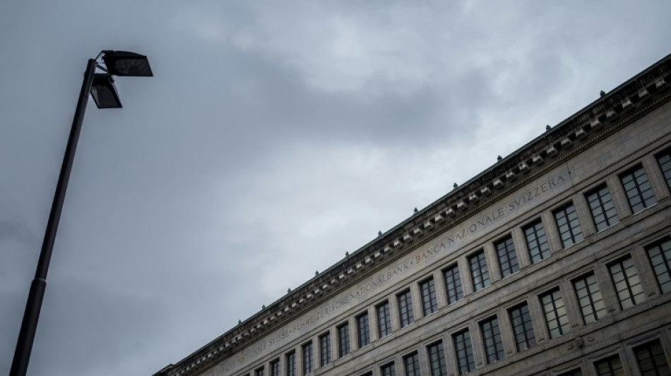 La banque centrale suisse ram&egrave;ne son taux directeur &agrave; 0%, sans franchir le pas du taux n&eacute;gatif 
