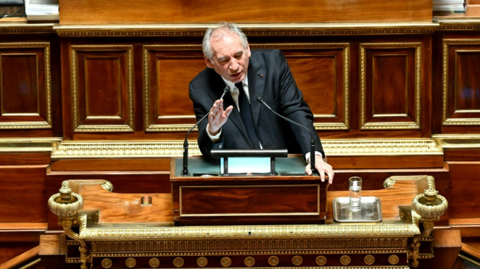 Retraites: Bayrou promet de soumettre au Parlement un accord m&ecirc;me partiel, sans satisfaire le PS