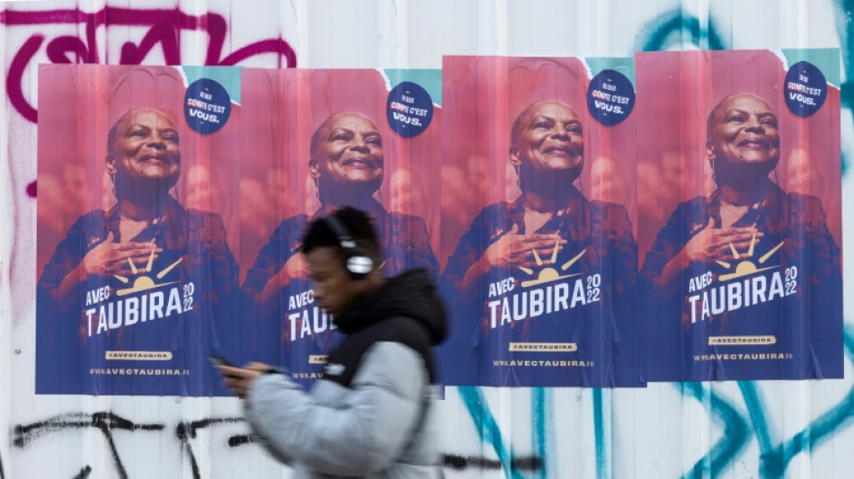 Pr&eacute;sidentielle: la gauche dans l'impasse, l'extr&ecirc;me droite se d&eacute;chire