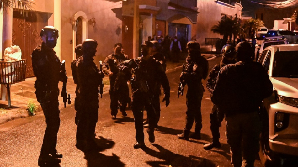 Honduras: r&eacute;clam&eacute; par les Etats-Unis, l'ex-pr&eacute;sident Hernandez se rend &agrave; la police