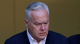 Un famoso expresentador de la BBC evita la prisi&oacute;n tras un esc&aacute;ndalo de pornograf&iacute;a infantil