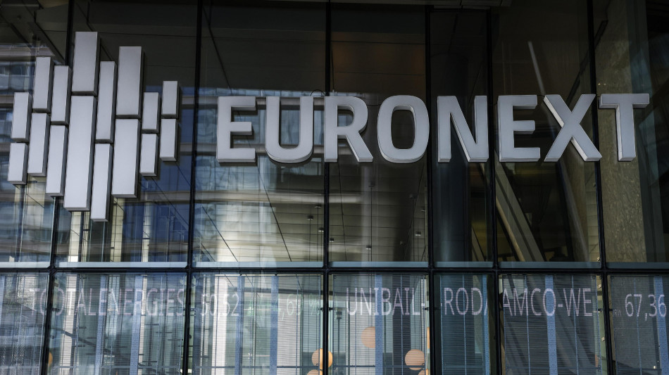Borsa: l'Europa chiude in rialzo con lo sguardo ai dazi Usa