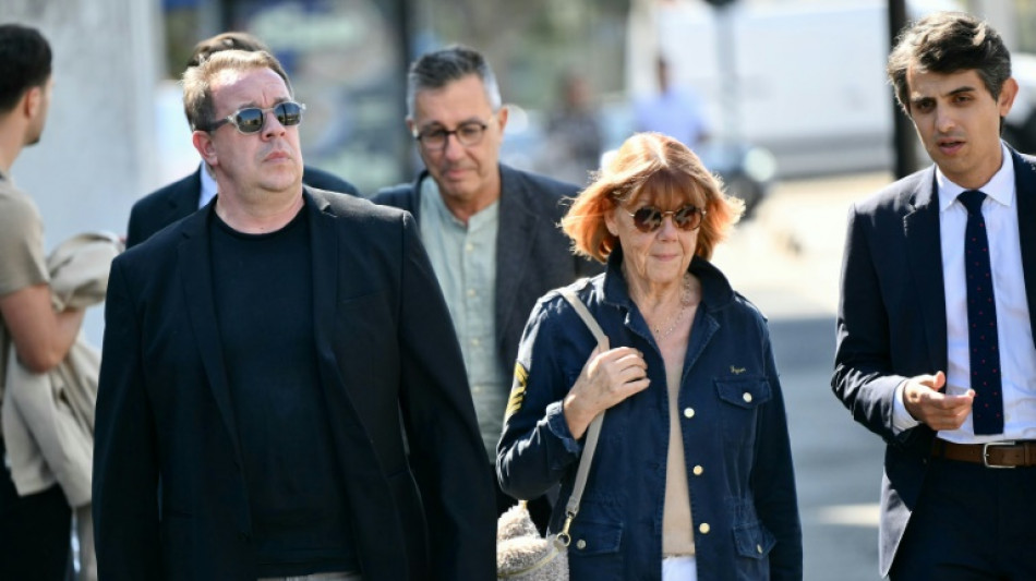 O consentimento no centro do julgamento por estupros na Fran&ccedil;a