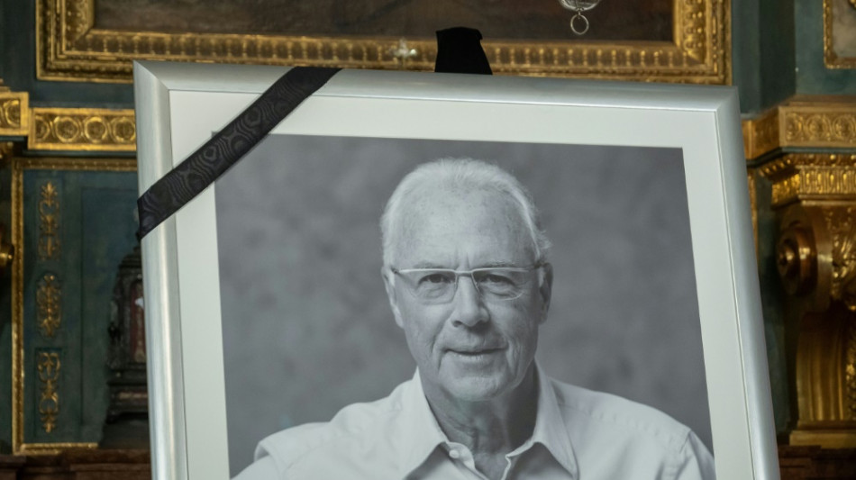 Becker &uuml;ber Beckenbauer: "Sehr gesch&auml;tzt, sehr gemocht"