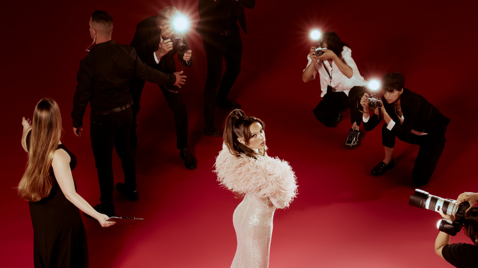 Sarah Toscano, il 3 ottobre esce il suo primo album Met Gala