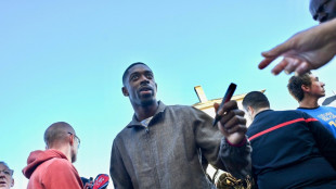 Demb&eacute;l&eacute; gegen Leverkusen wieder im Kader