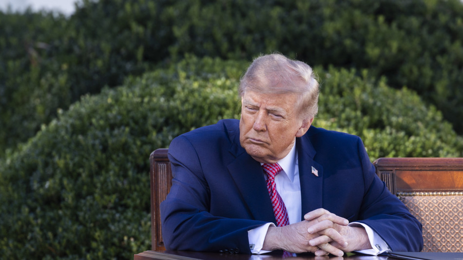 Trump, 'sto negoziando con la Russia su Ucraina, Iran e ostaggi'
