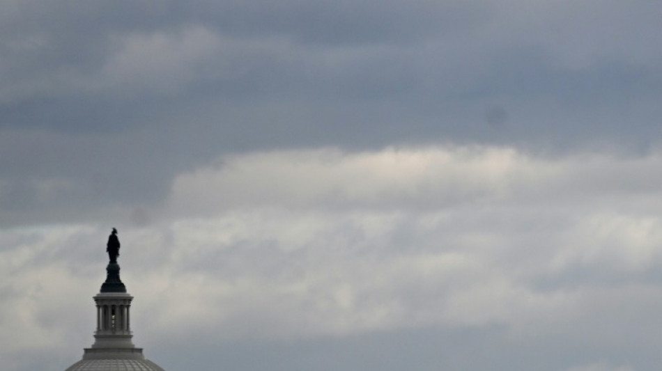 Congresso americano tem at&eacute; meia-noite para aprovar or&ccedil;amento federal