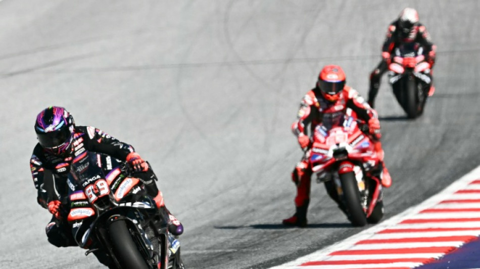 MotoGP: Martin tape du poing sur la table