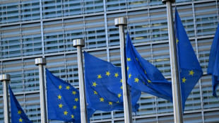 Pa&iacute;ses da UE retomaram conversas sobre empr&eacute;stimos conjuntos para refor&ccedil;ar defesa
