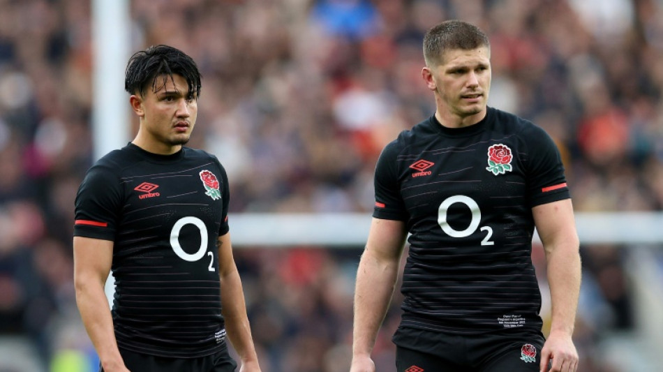 England bench Smith as Farrell moves to fly-half against Italy