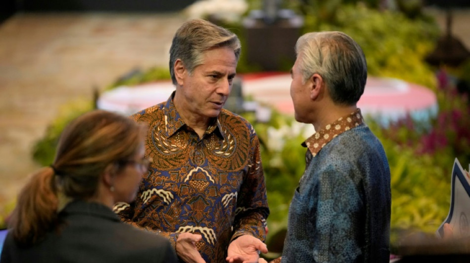 EUA e UE criticam R&uacute;ssia em reuni&atilde;o de chanceleres no Sudeste Asi&aacute;tico