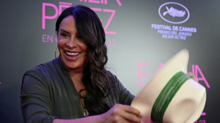 Rattrap&eacute;e par des tweets pol&eacute;miques, la vedette d'"Emilia Perez" s'excuse