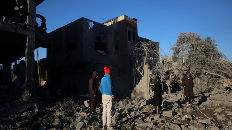 Gaza: 12 morts selon les secours, Isra&euml;l affirme &ecirc;tre encore vis&eacute;