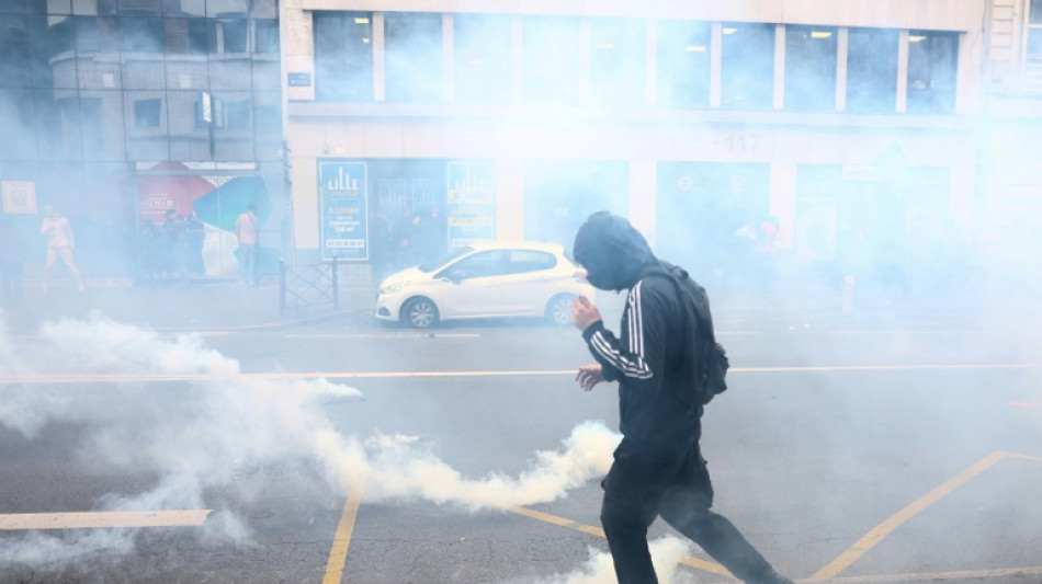 Proteste gegen Sparpl&auml;ne: Hunderttausende in Frankreich auf der Stra&szlig;e