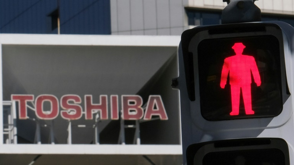 El presidente de Toshiba renuncia antes de un voto sobre el plan de divisi&oacute;n