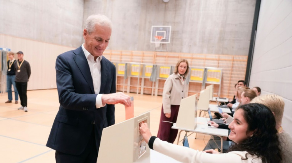 Norv&egrave;ge: la gauche en t&ecirc;te de l&eacute;gislatives marqu&eacute;es par une pouss&eacute;e des populistes