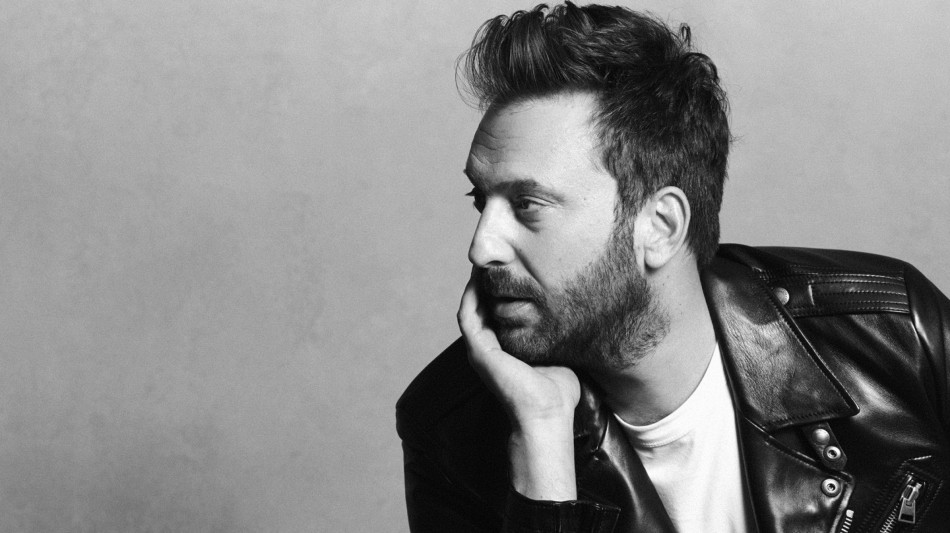 Cremonini scala le classifiche, il singolo pi&ugrave; suonato in radio