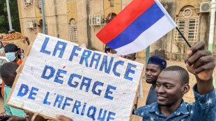 Tausende demonstrieren zum Jahrestag der Unabh&auml;ngigkeit im Niger f&uuml;r Putschisten