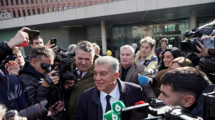 Barca chief Laporta upset by impending Dro switch to PSG