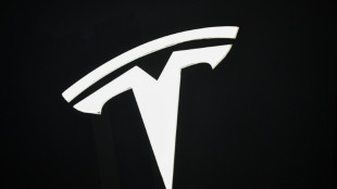 Le bénéfice net de Tesla chute au 3e trimestre, plombé par des coûts supérieurs et les droits de douane