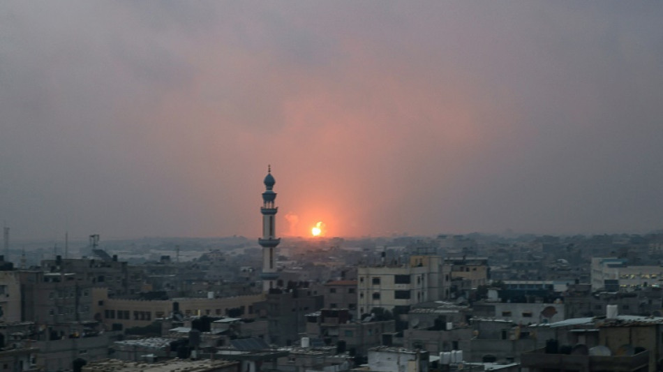 F&eacute;roces combats &agrave; Khan Youn&egrave;s encercl&eacute;e par Isra&euml;l