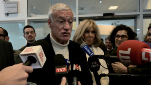 Deschamps dejar&aacute; el banquillo de la selecci&oacute;n francesa en 2026, calienta Zidane